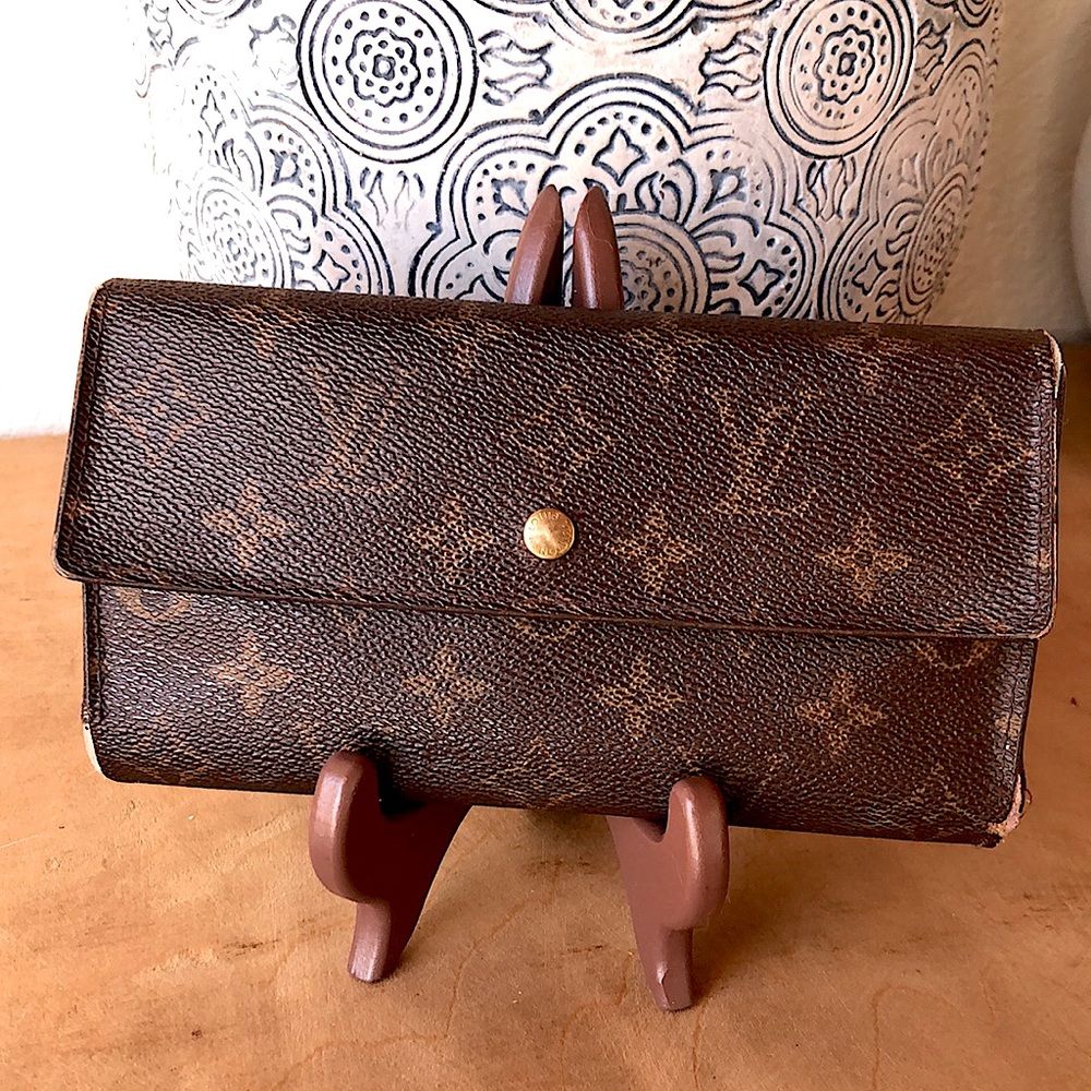 💯 AUTH. LOUIS VUITTON WALLET